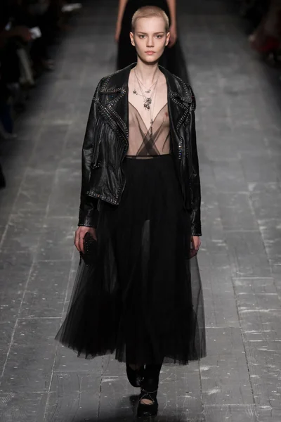 Look 54